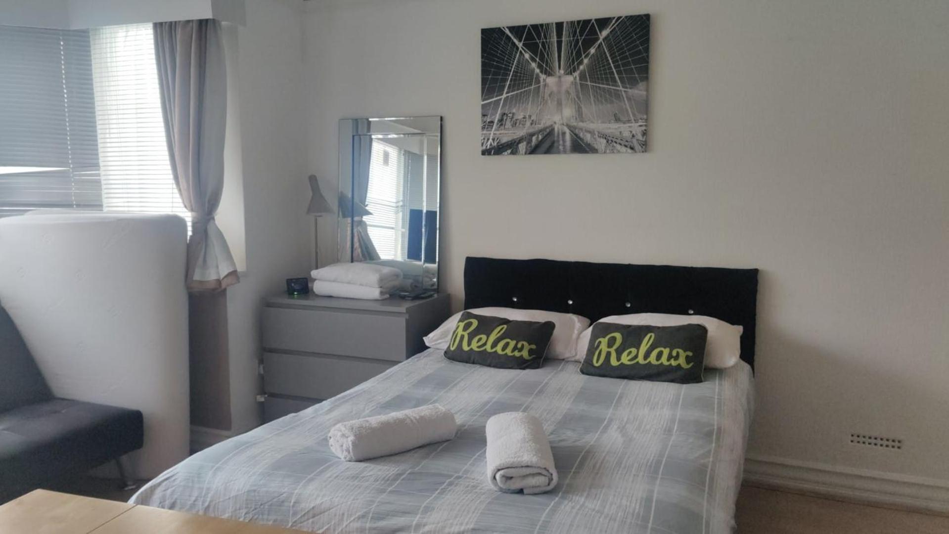 Studio On Golders Green Road Daire Londra Dış mekan fotoğraf